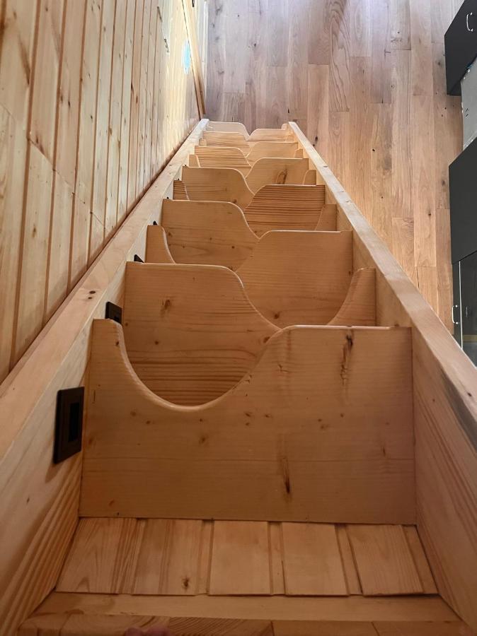 Moodysun Studio, Remote Tiny Home كومارنيك المظهر الخارجي الصورة